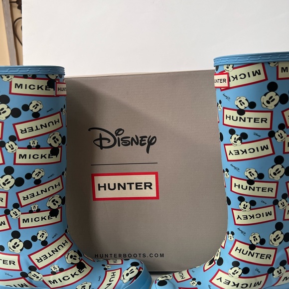 NIB Hunter Mickey Mouse Rain Boots - Picture 4 of 11